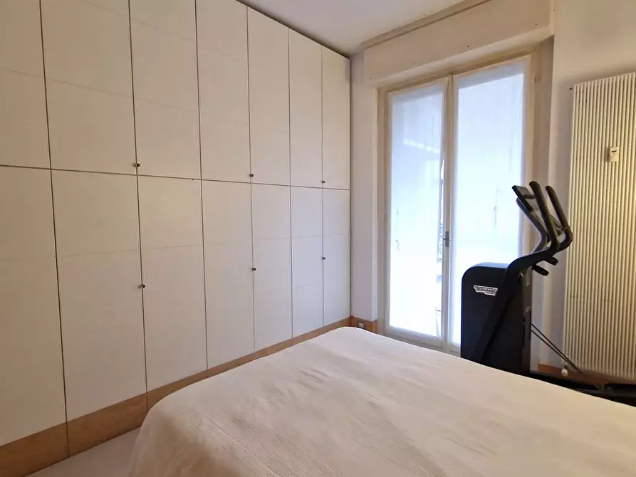 Immagine 5 di Appartamento in vendita  in via barbavara 7 a Milano