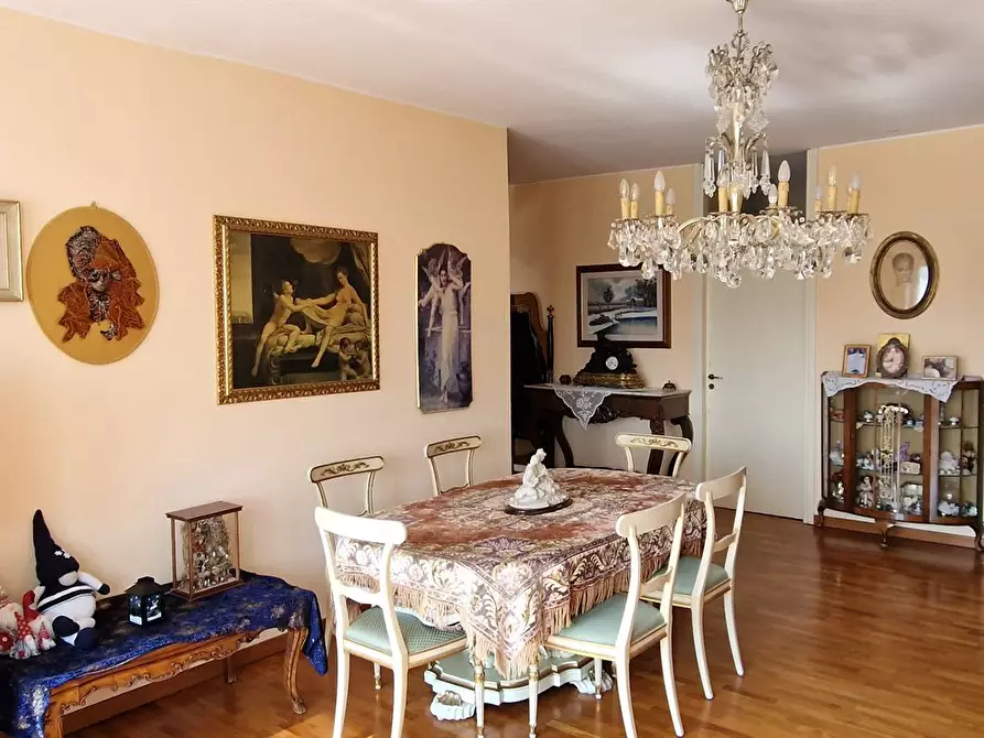 Immagine 1 di Appartamento in vendita  in VIA RONCHELLI 37 a Varese