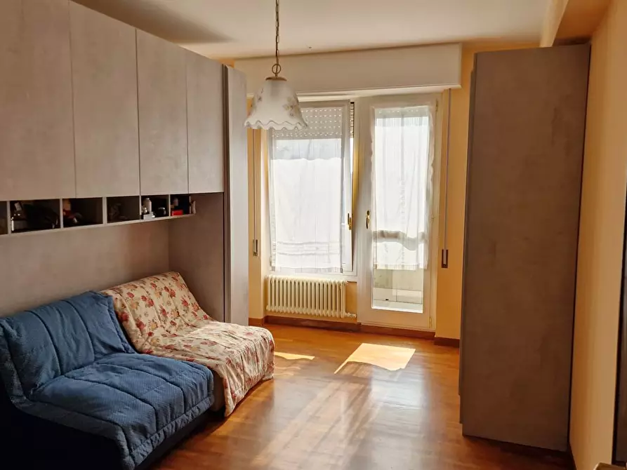 Immagine 8 di Appartamento in vendita  in VIA RONCHELLI 37 a Varese