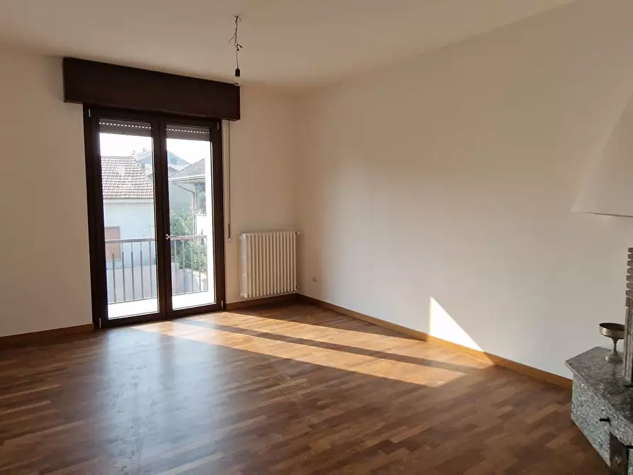 Immagine 9 di Villa in vendita  in VIA PASUBIO a Nova Milanese