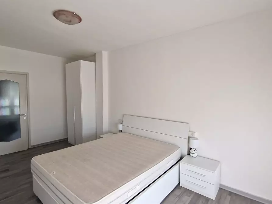 Immagine 4 di Appartamento in affitto  in via fratelli ticozzi a Lecco
