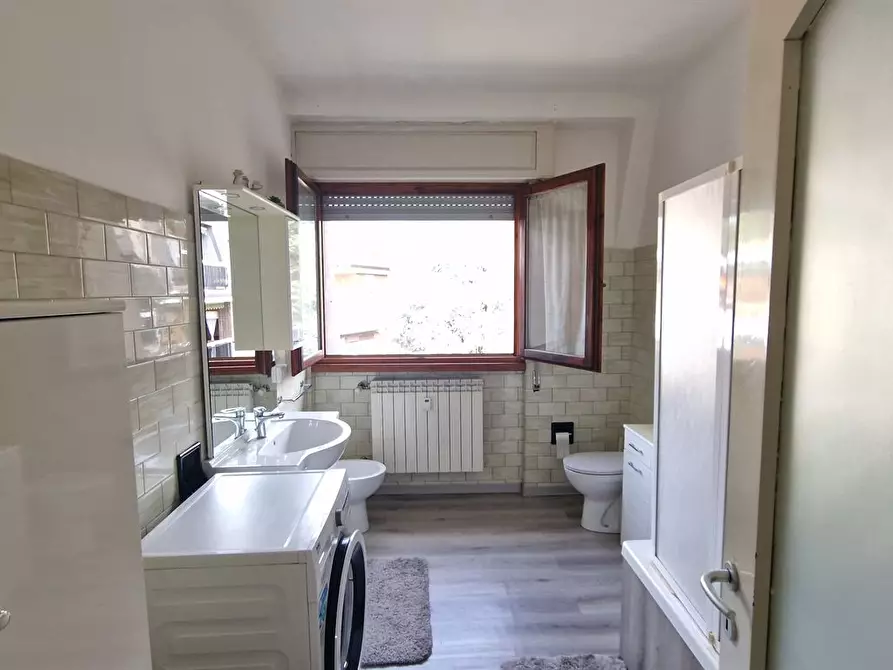 Immagine 9 di Appartamento in affitto  in via fratelli ticozzi a Lecco