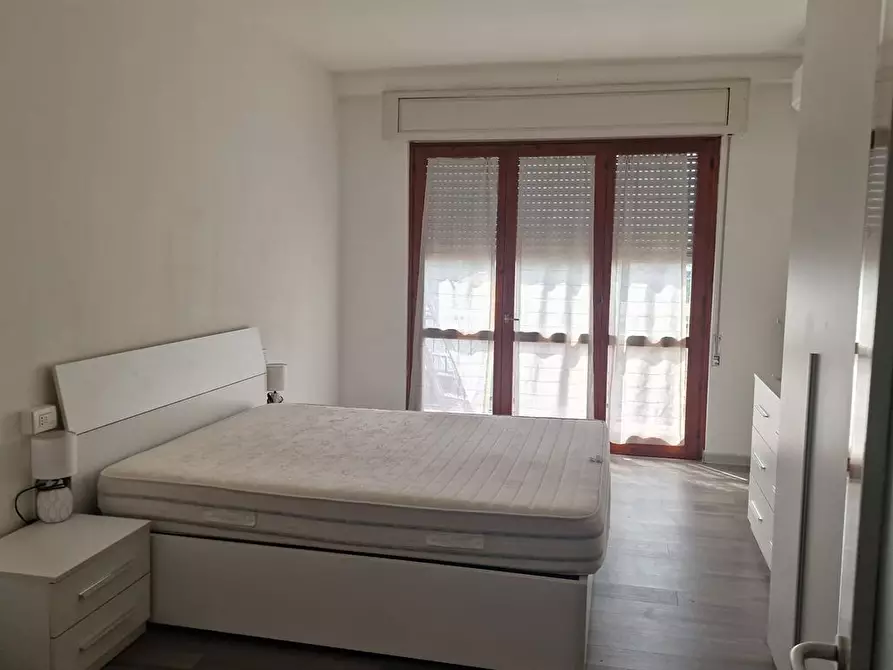 Immagine 2 di Appartamento in affitto  in via fratelli ticozzi a Lecco