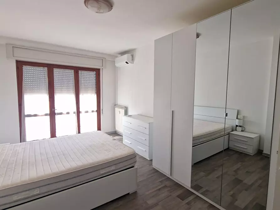Immagine 3 di Appartamento in affitto  in via fratelli ticozzi a Lecco