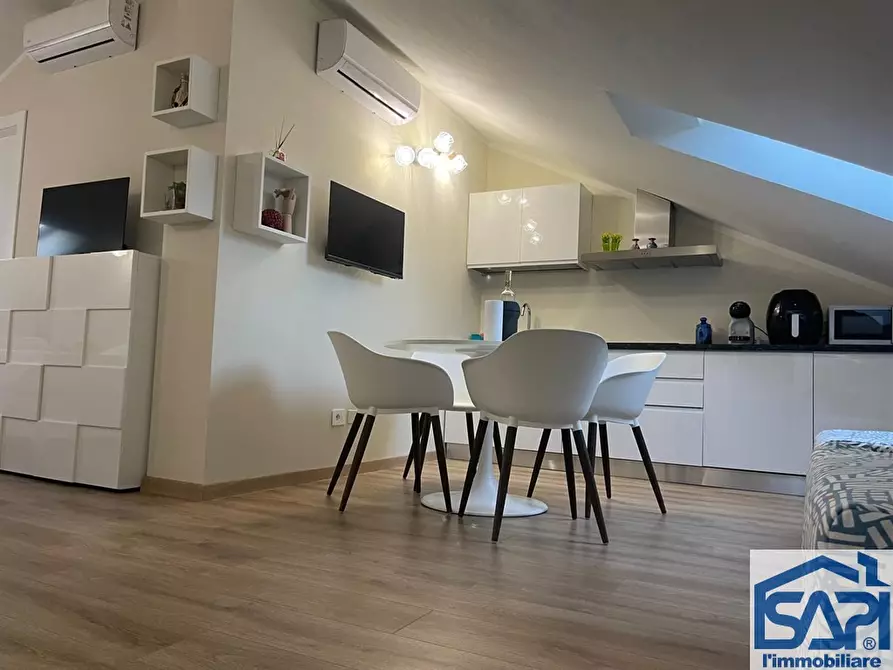 Immagine 8 di Appartamento in affitto  in Via Fidia 4 a Monza