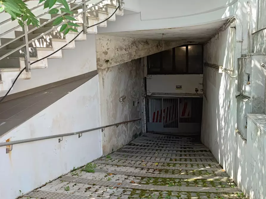 Immagine 9 di Ufficio in vendita  a Campobasso