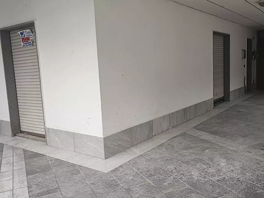 Immagine 4 di Ufficio in vendita  a Campobasso