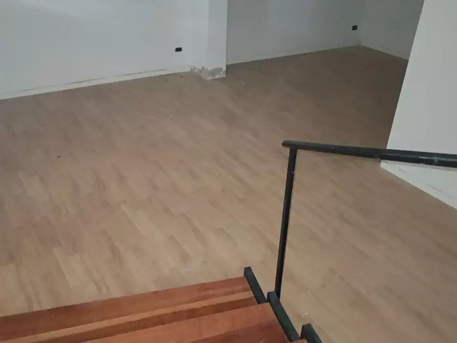 Immagine 8 di Locale commerciale in affitto  in VIA XXIV MAGGIO a Campobasso