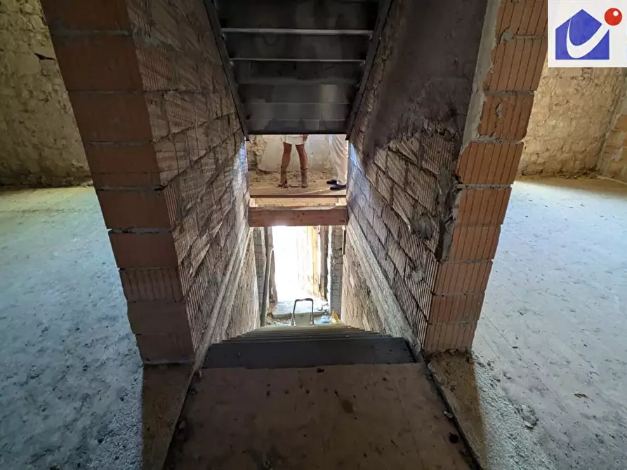 Immagine 2 di Palazzo in vendita  a Cercepiccola