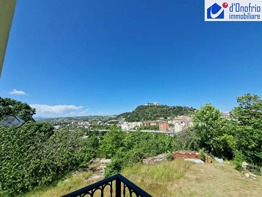Immagine 4 di Villa in vendita  a Campobasso
