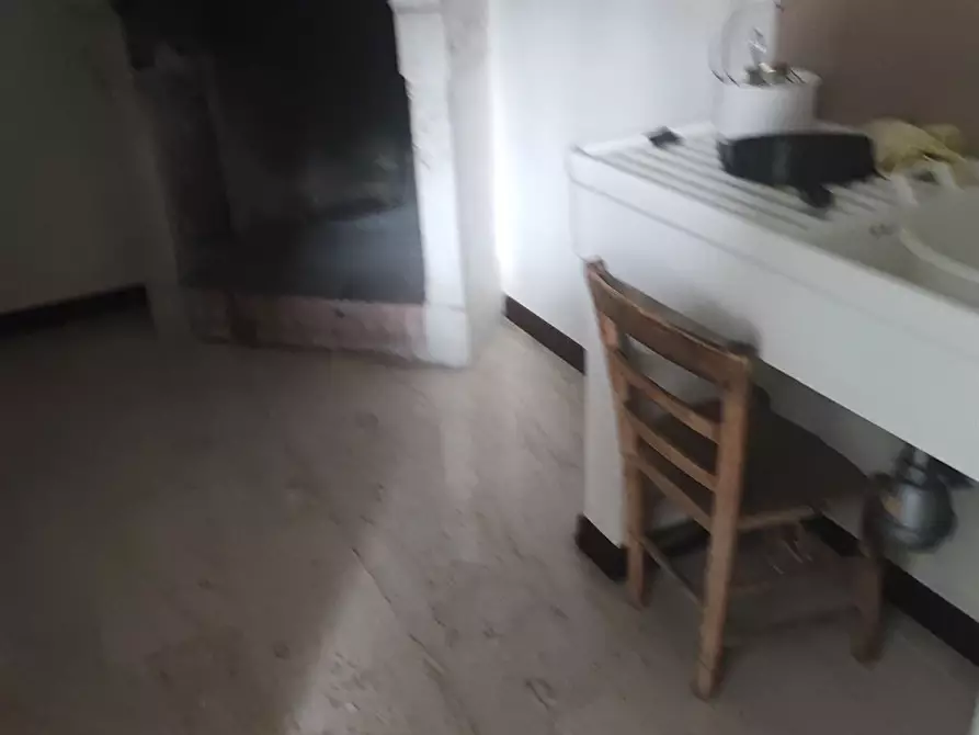 Immagine 3 di Villa in vendita  in CONTRADA PIANELLE a Vinchiaturo