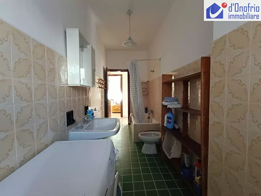 Immagine 2 di Appartamento in vendita  in VIA SALVEMINI a Campobasso