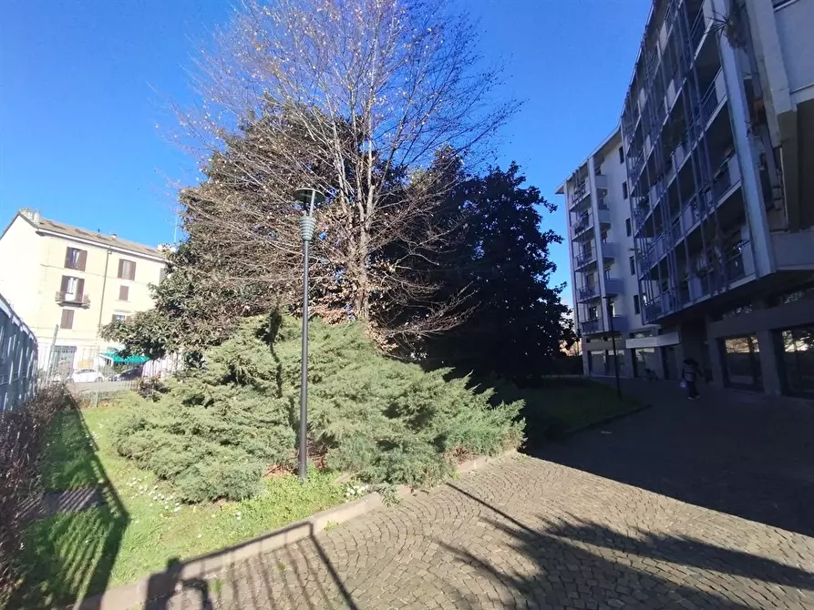 Immagine 9 di Appartamento in affitto  in via Luciano Zuccoli 26 a Milano