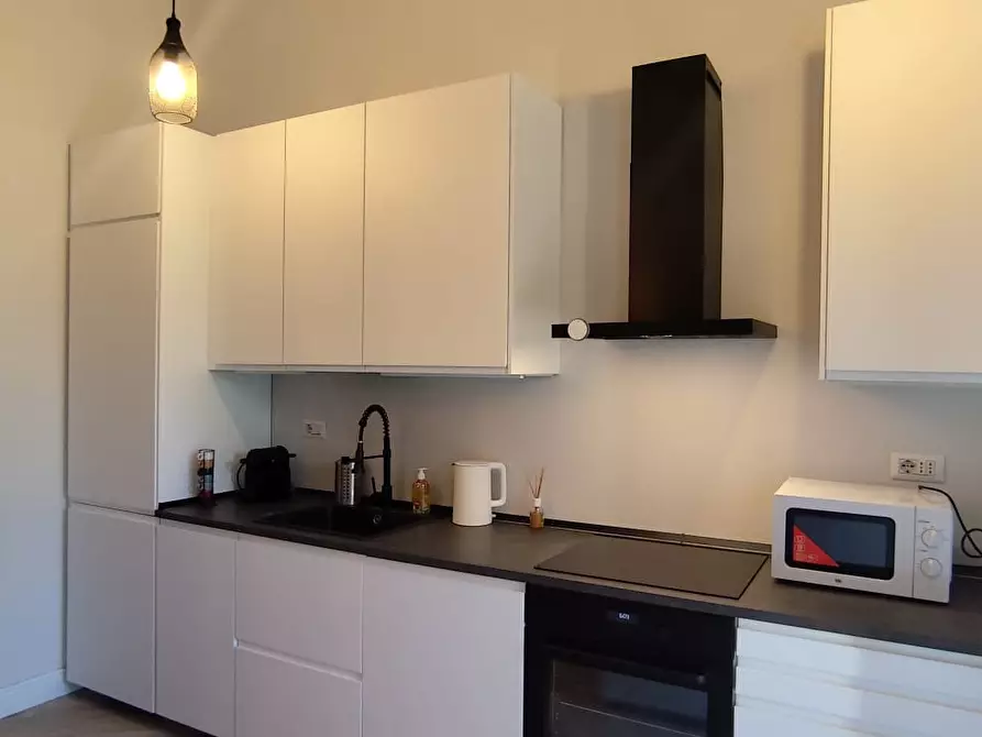 Immagine 3 di Appartamento in affitto  in via Luciano Zuccoli 26 a Milano