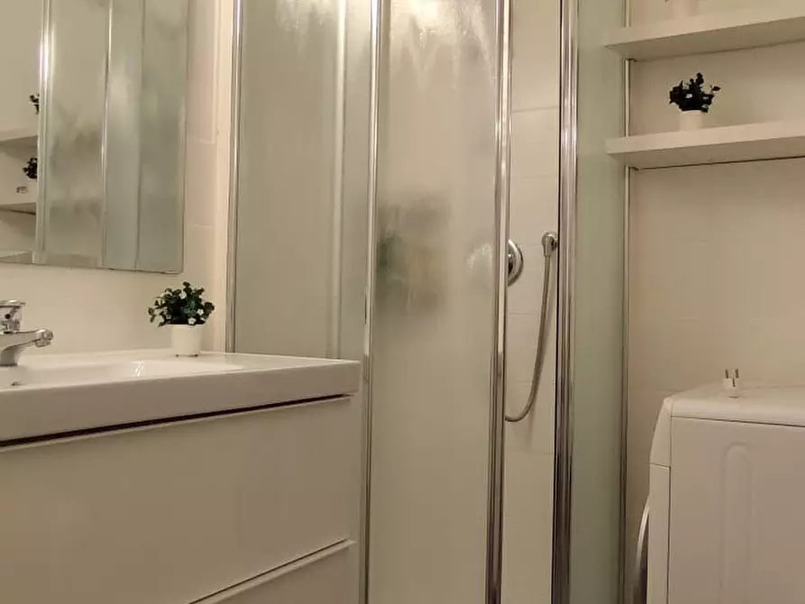 Immagine 5 di Appartamento in vendita  in Via Costa 31 a Milano