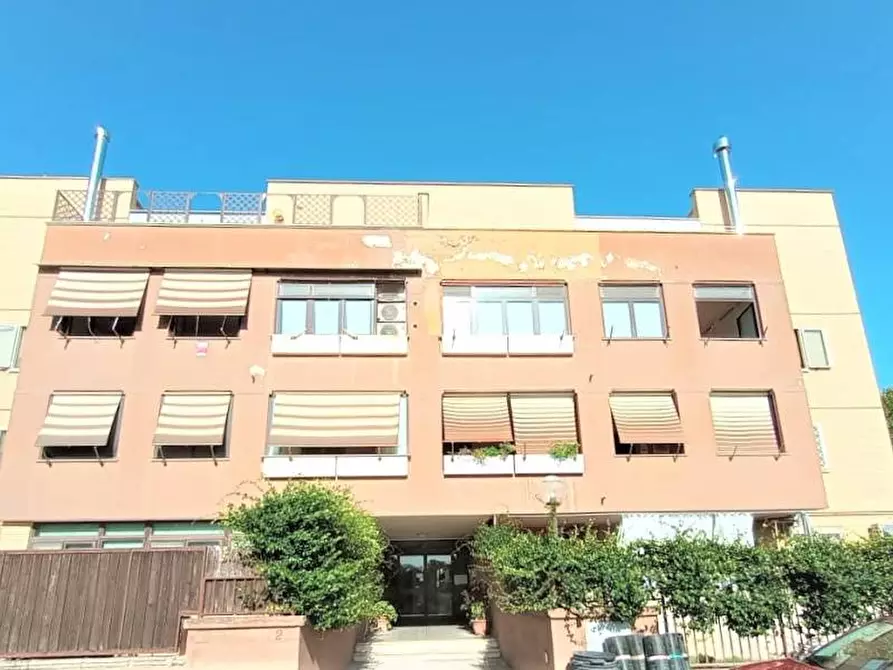 Appartamento in vendita in Via Alfredo Ottaviani a Roma