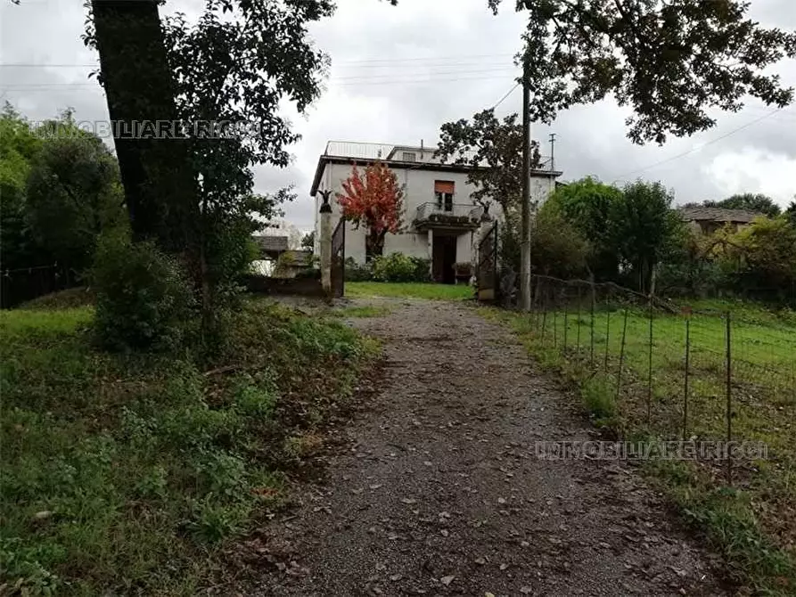 Immagine 4 di Villa in vendita  a Pontecorvo