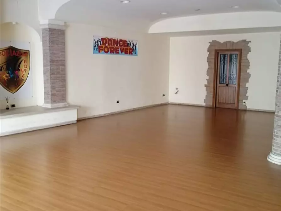 Immagine 3 di Villa in vendita  a Pontecorvo