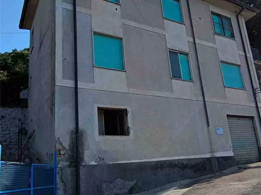 Immagine 8 di Villa in vendita  a Pontecorvo