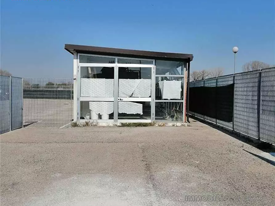 Immagine 4 di Capannone industriale in vendita  a Pontecorvo
