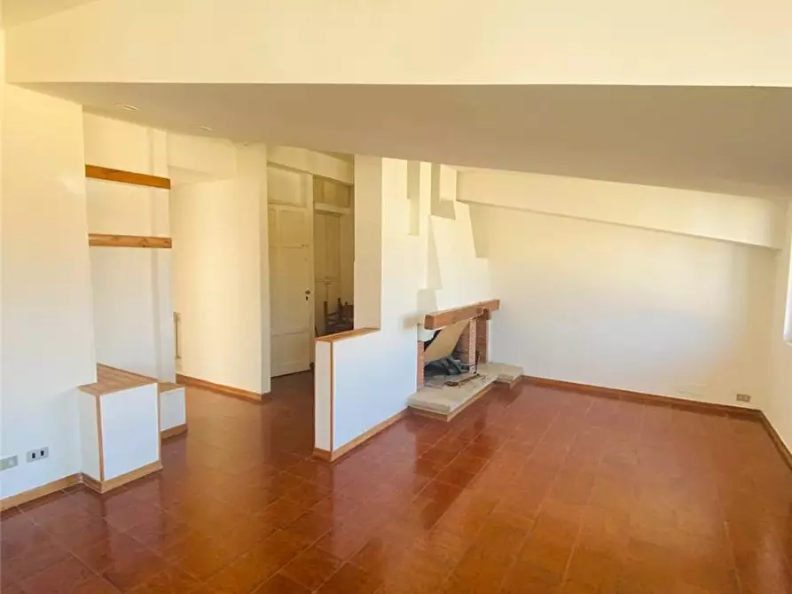 Immagine 8 di Mansarda in vendita  a Pontecorvo