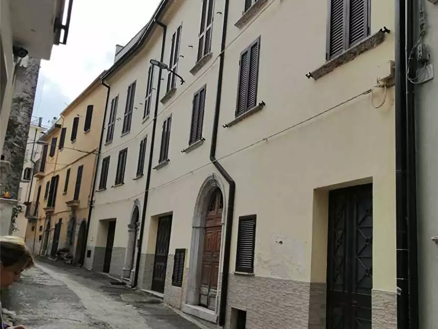 Immagine 2 di Villa in vendita  a Pontecorvo