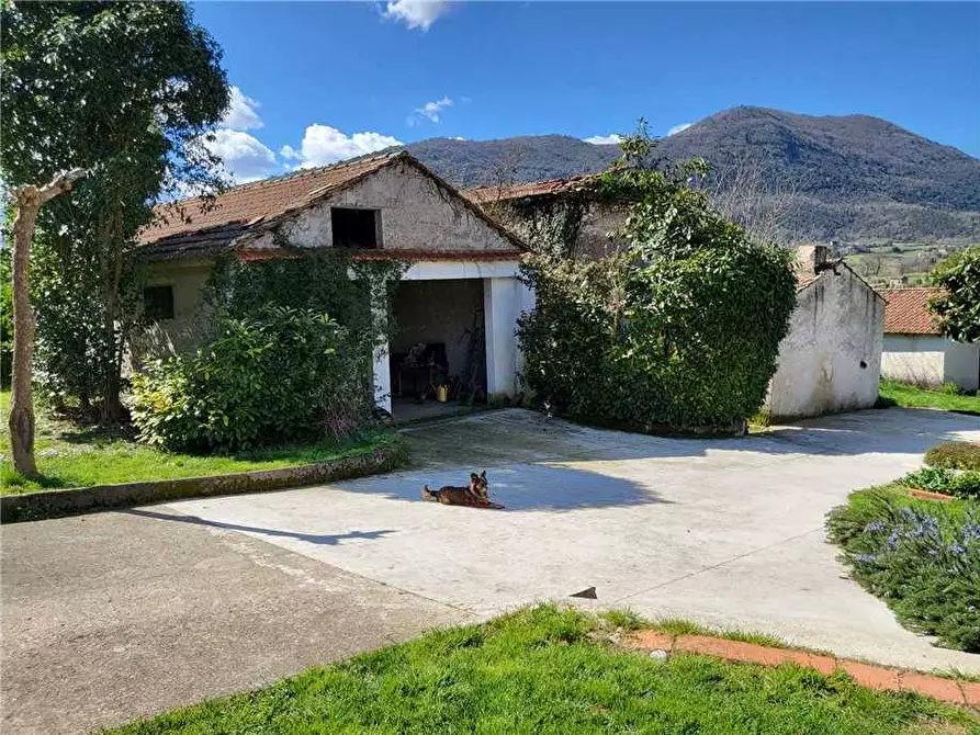 Immagine 10 di Villa in vendita  a Pontecorvo