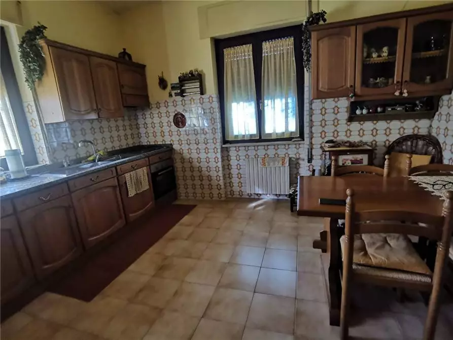 Immagine 3 di Villa in vendita  a Pontecorvo
