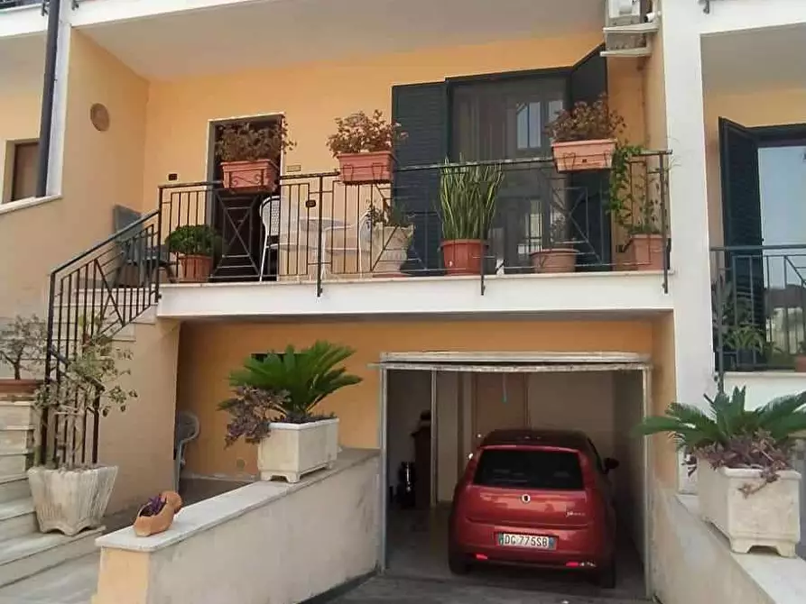 Immagine 2 di Villa in vendita  a Pontecorvo