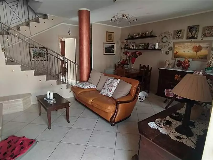 Immagine 4 di Villa in vendita  a Pontecorvo