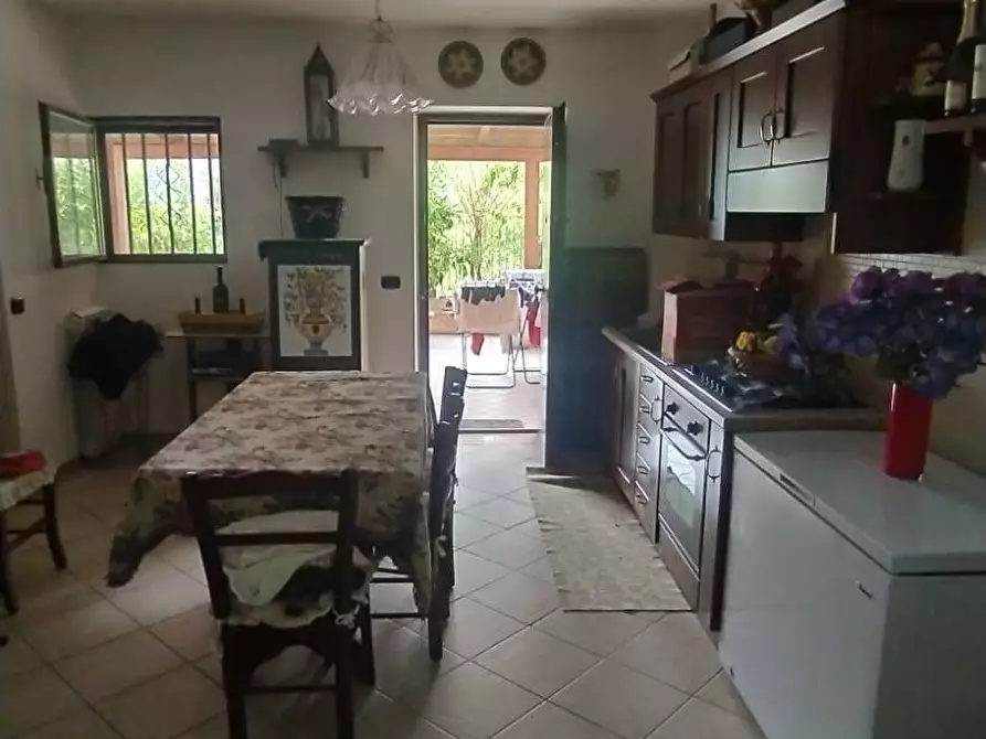 Immagine 8 di Villa in vendita  a Pontecorvo