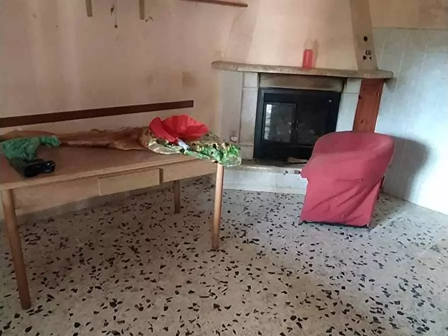 Immagine 4 di Villa in vendita  a Esperia