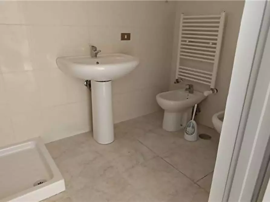 Immagine 8 di Villa in vendita  a Pontecorvo
