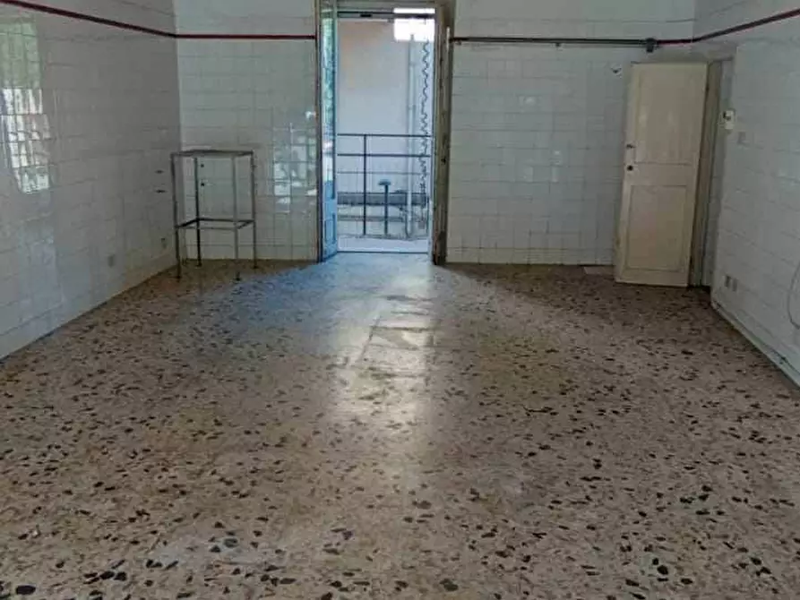 Immagine 3 di Attività commerciale in vendita  a Pico