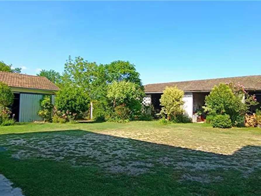 Immagine 3 di Villa in vendita  a Pontecorvo
