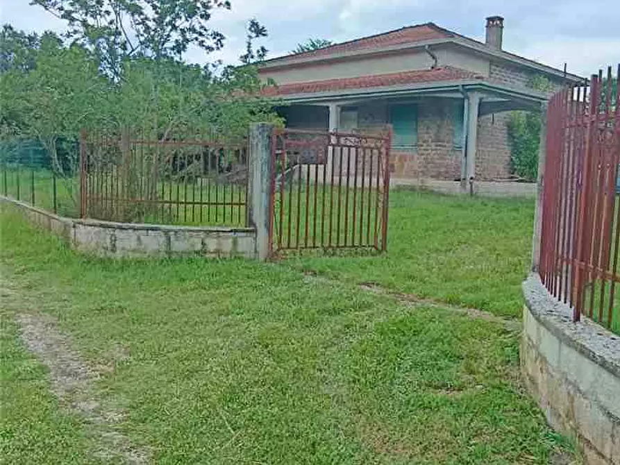 Immagine 1 di Villa in vendita  a Pontecorvo