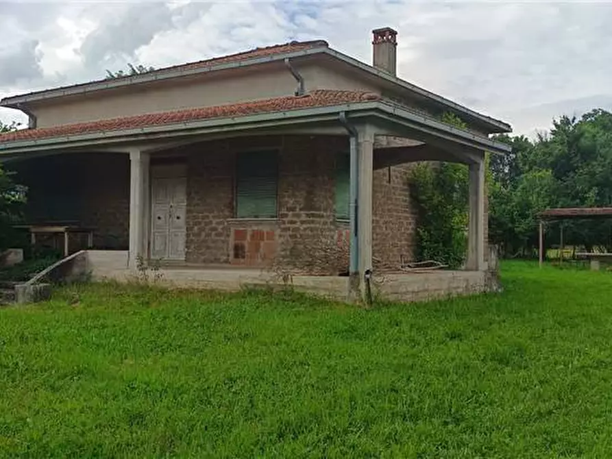Immagine 3 di Villa in vendita  a Pontecorvo