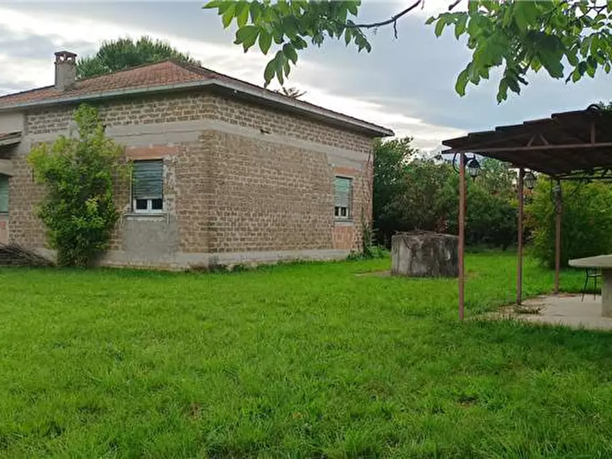 Immagine 4 di Villa in vendita  a Pontecorvo