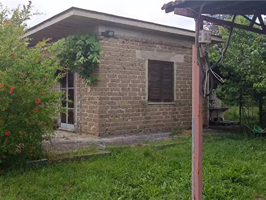 Immagine 5 di Villa in vendita  a Pontecorvo