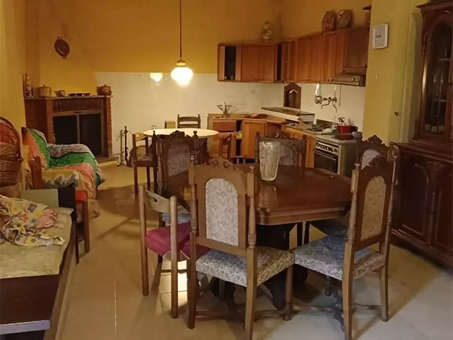 Immagine 9 di Villa in vendita  a Pontecorvo