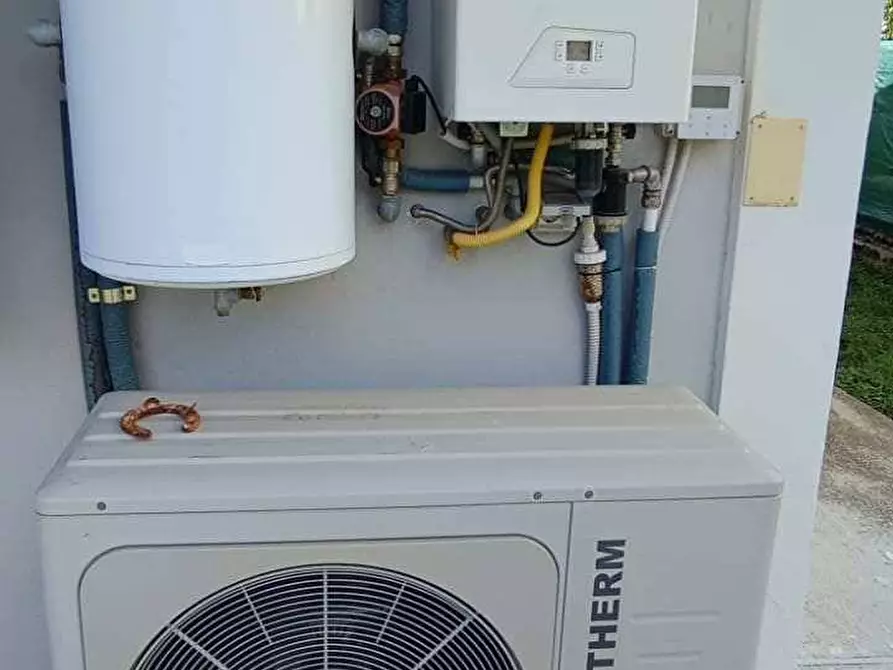 Immagine 14 di Villa in vendita  a Pontecorvo
