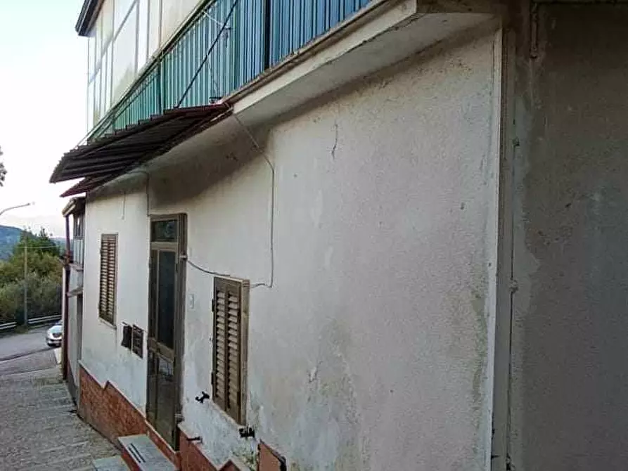 Immagine 3 di Villa in vendita  a Esperia