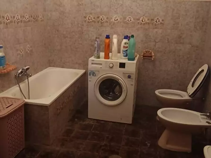 Immagine 6 di Villa in vendita  a Esperia