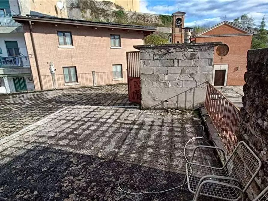 Immagine 9 di Villa in vendita  a Pontecorvo