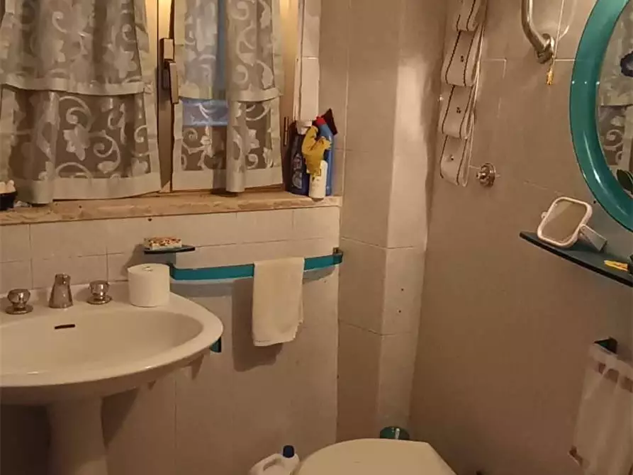 Immagine 11 di Villa in vendita  a San Giovanni Incarico