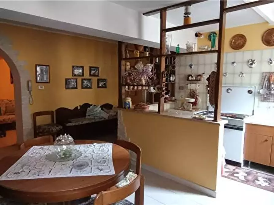 Immagine 7 di Villa in vendita  a San Giovanni Incarico