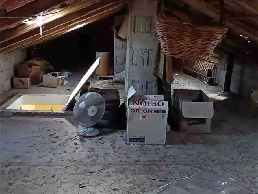 Immagine 12 di Villa in vendita  a Esperia