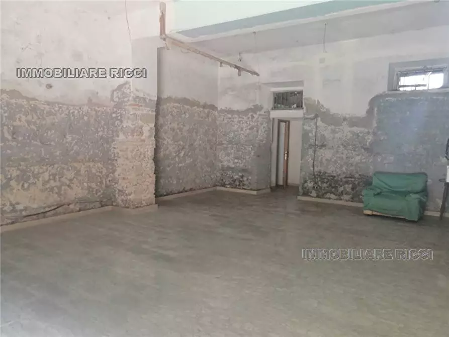 Immagine 4 di Garage in vendita  a Pontecorvo