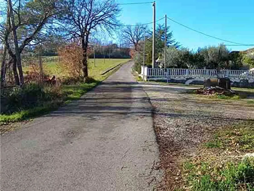 Immagine 10 di Rustico / casale in vendita  a San Giovanni Incarico
