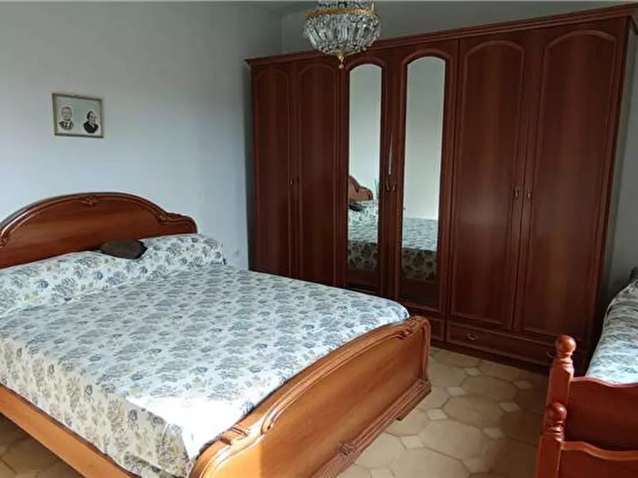 Immagine 9 di Rustico / casale in vendita  a Pico